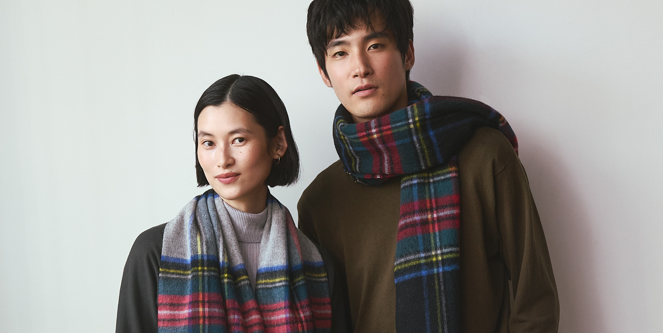 40年の歴史のあるメーカーがお届けするオリジナルブランドのマフラー・ストール