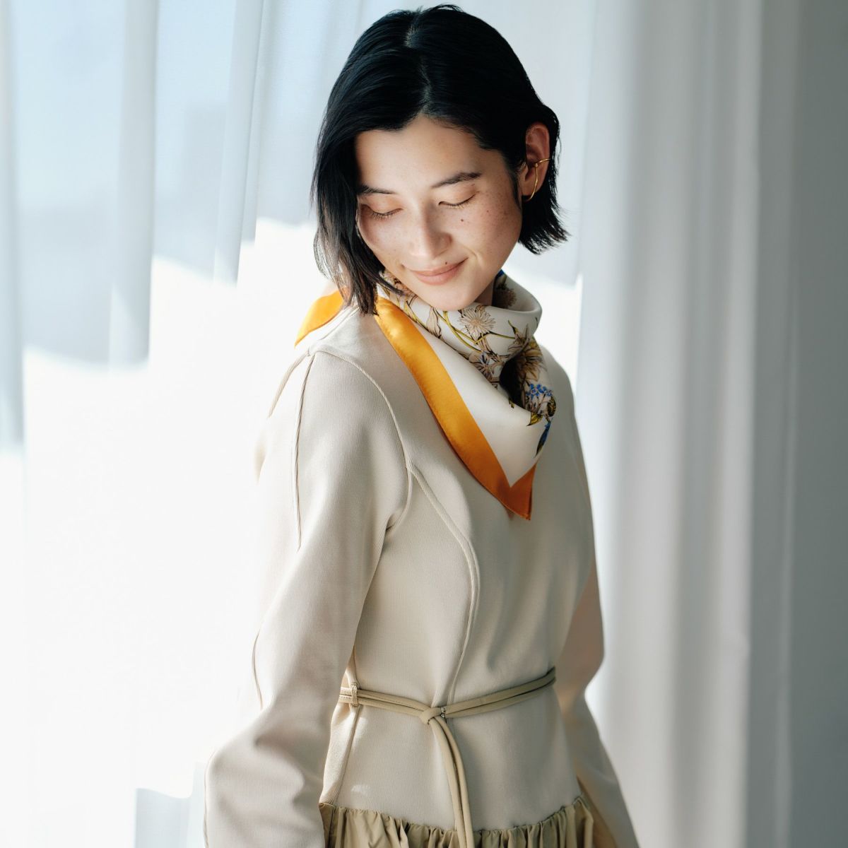 ボタニカルスカーフ