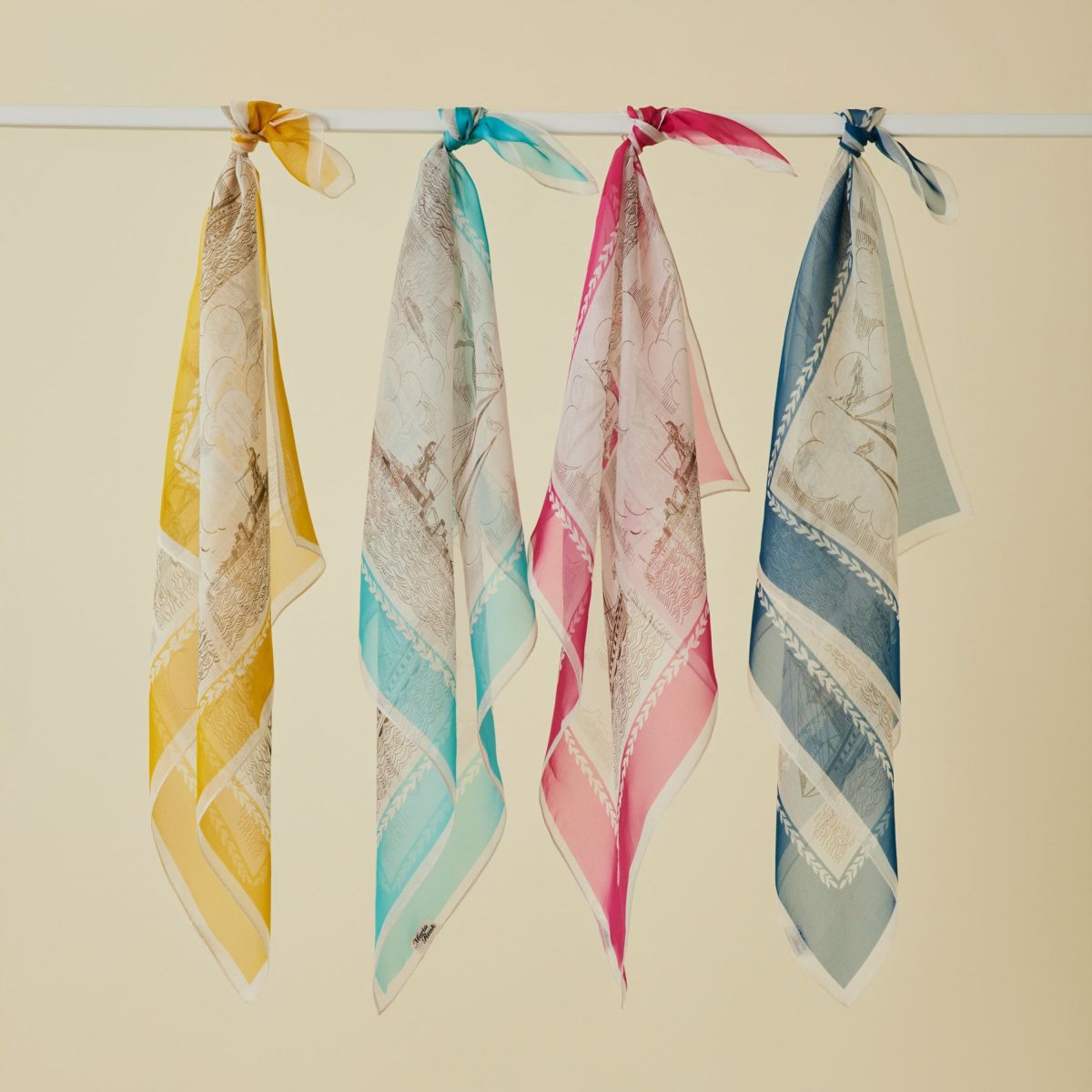  マリンスカーフシルク100%　日本製