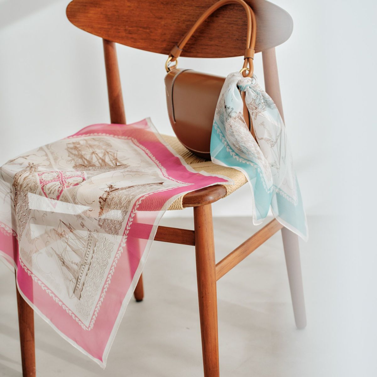  マリンスカーフシルク100%　日本製