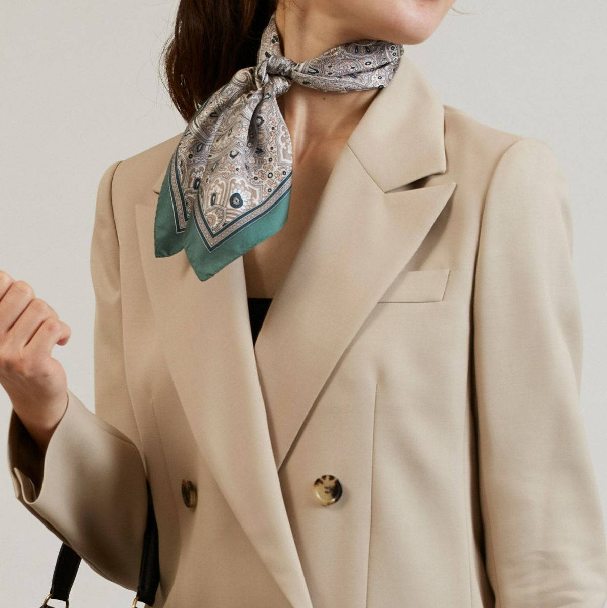 ペイズリースカーフ＜グリーン＞　シルク100%　日本製