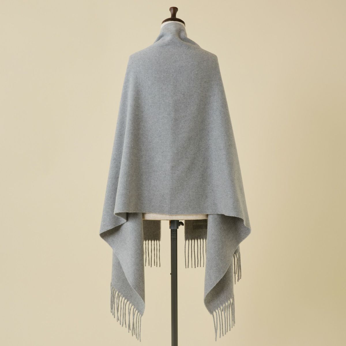 カシミヤ100%無地ストール＜ライトグレー＞