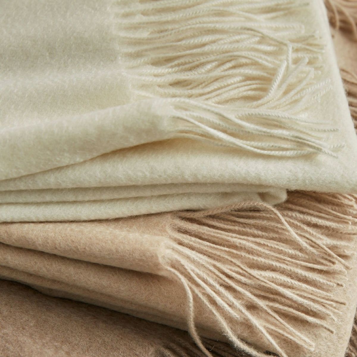 無染色カシミヤ100%大判無地ストール＜ホワイト＞