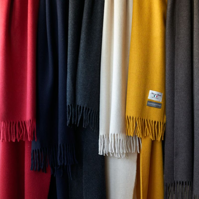 イタリア製カシミヤブレンド無地 ストール＜チャコール＞ | Maria Rouk