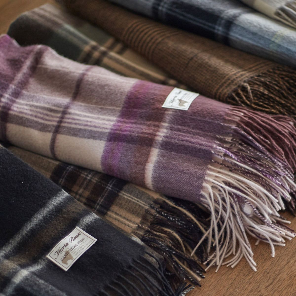 カシミヤ100%大判チェックストール＜パープル＞