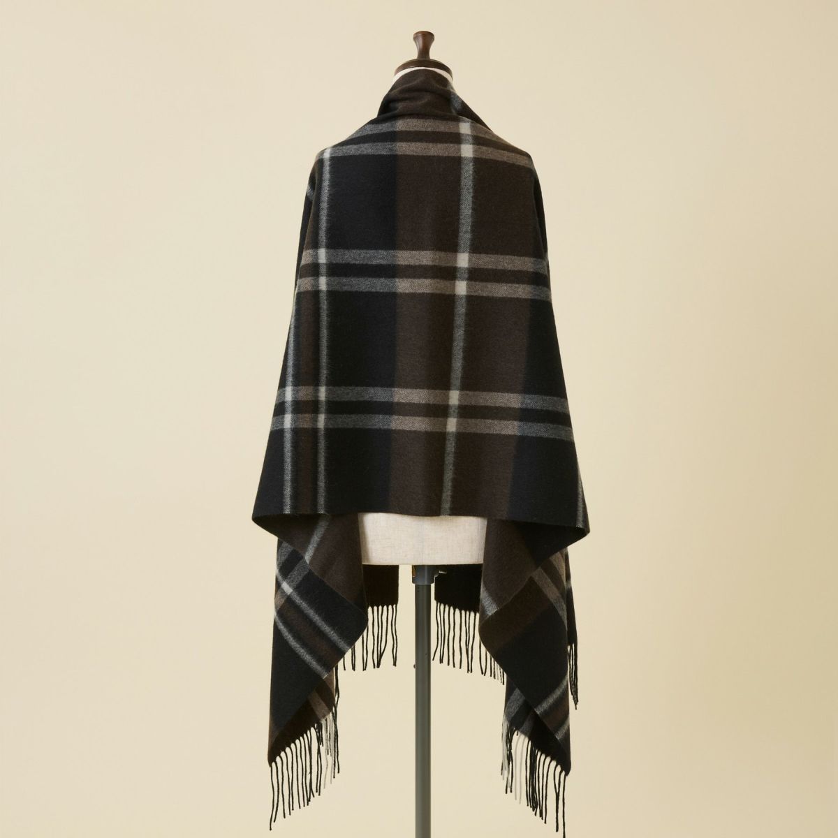 カシミヤ100%大判チェックストール＜ブラック＞