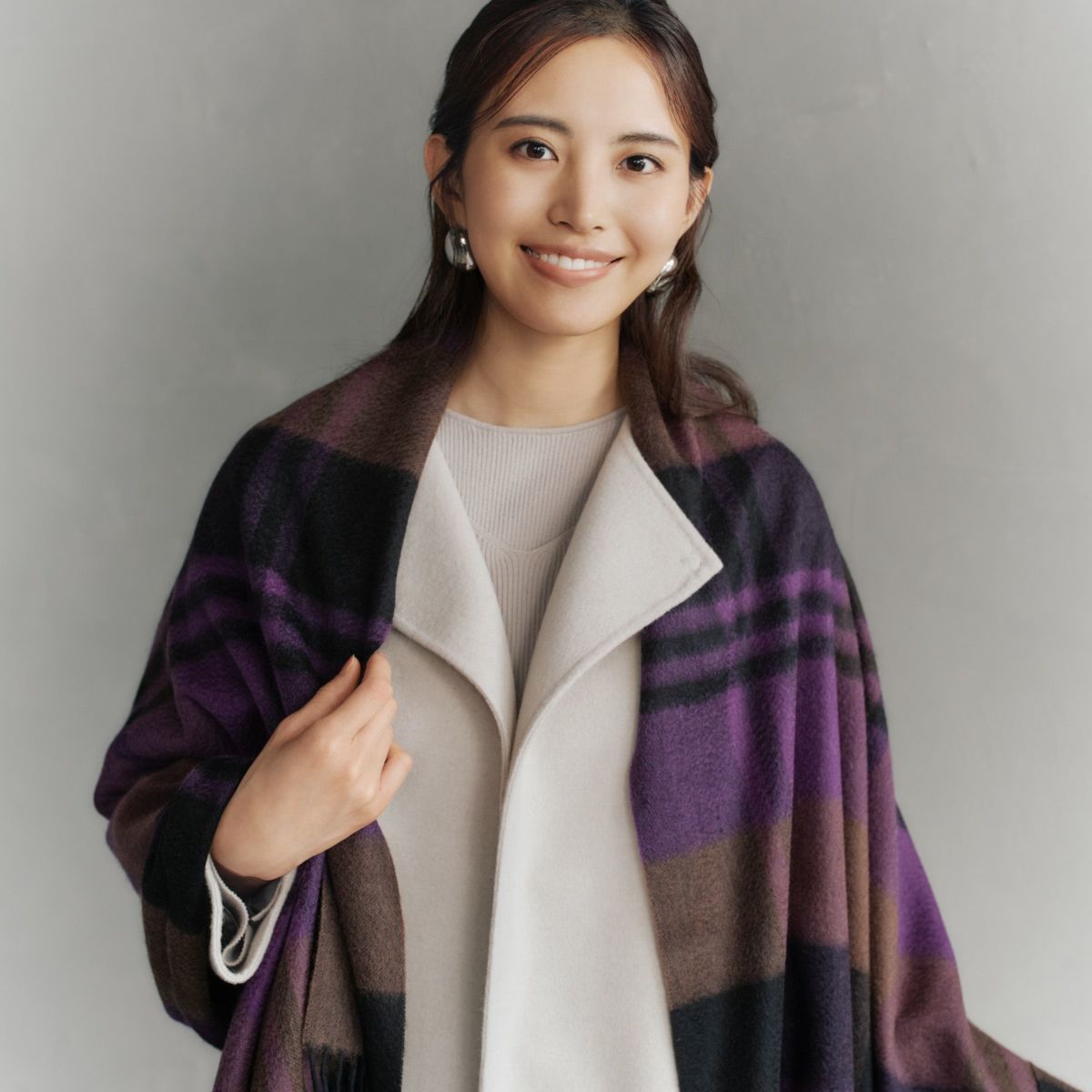 カシミヤ100%大判チェックストール