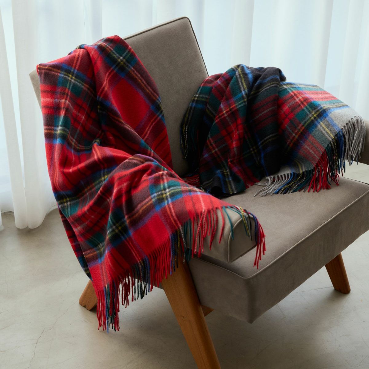 カシミヤ100%大判チェックストール