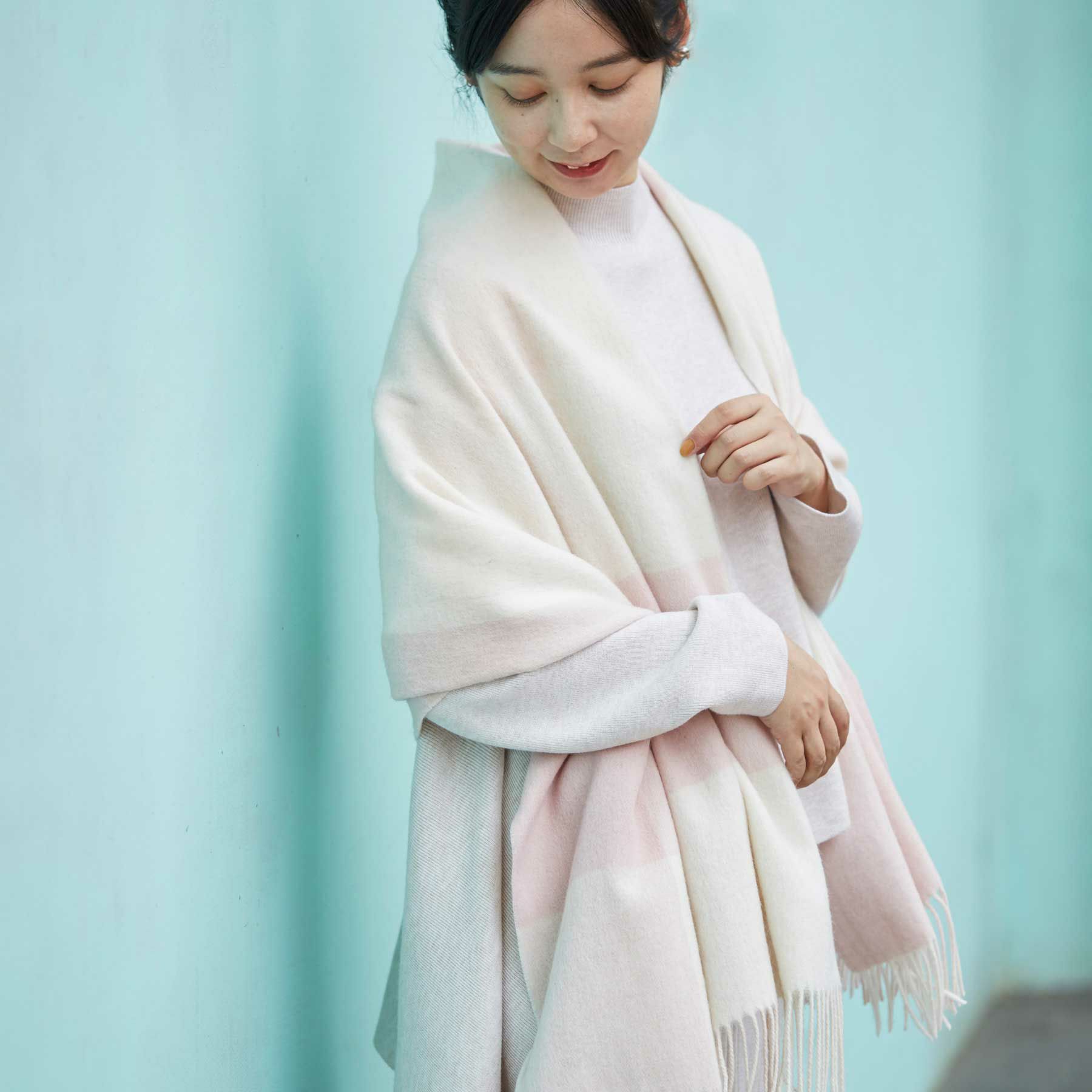 ウール100%大判ブロックチェックストール＜ピンク＞ | Maria Rouk