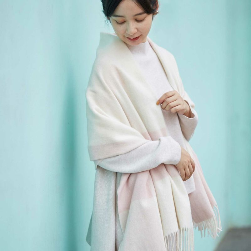 ブロックチェックウールストール