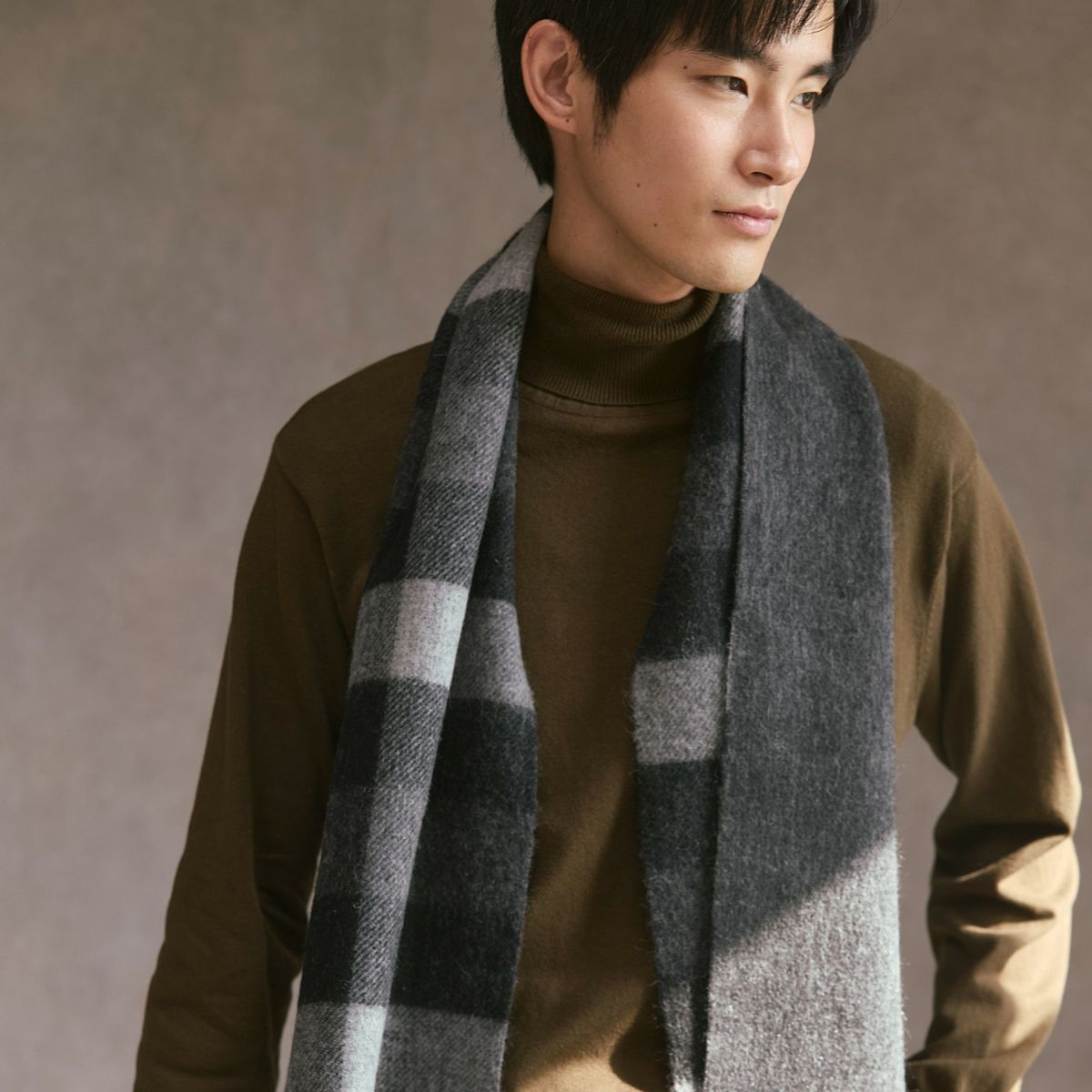 カシミヤブレンドチェックリバーシブルマフラー