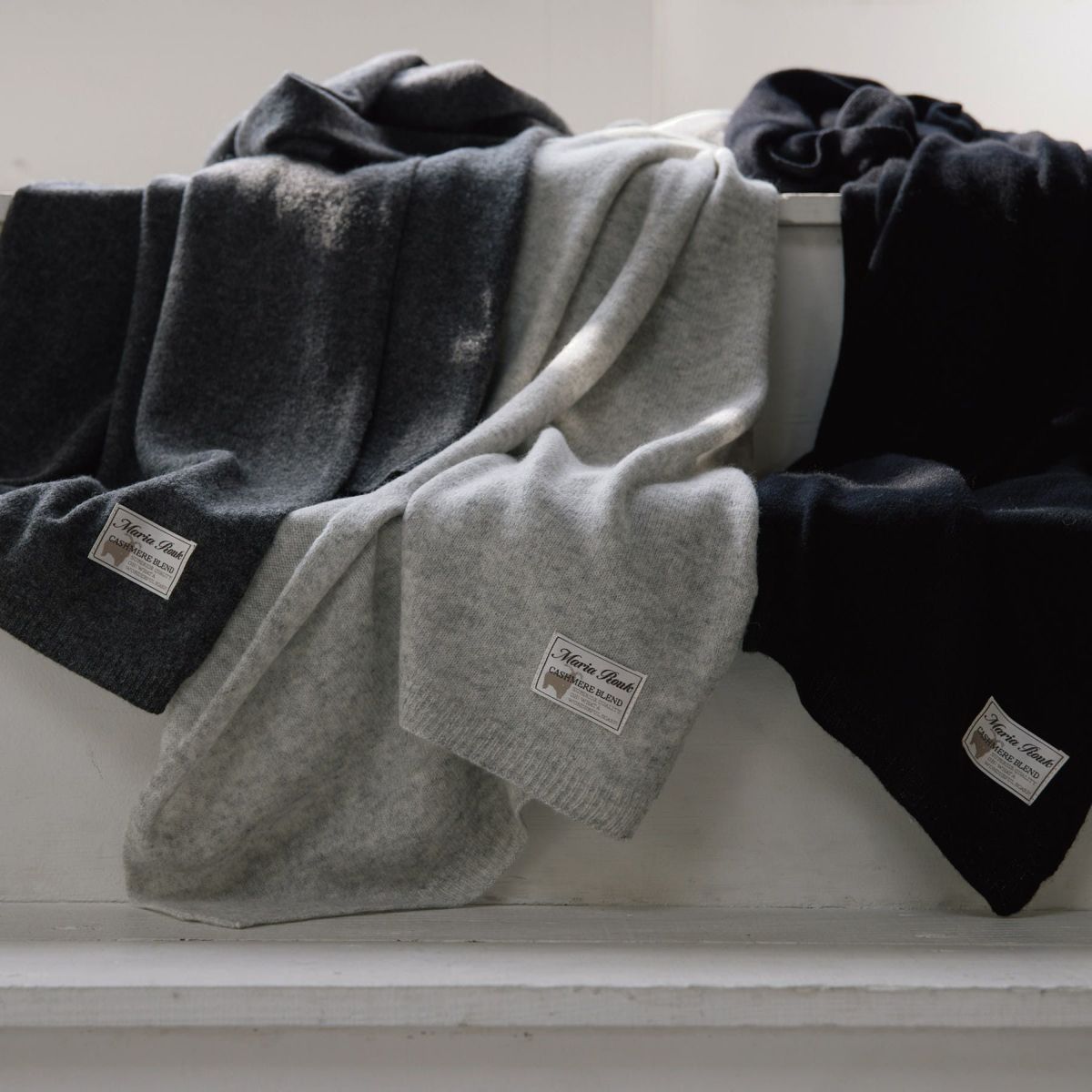  カシミヤブレンドニット大判ストール