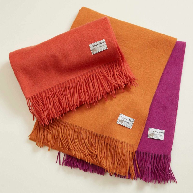 カシミヤブレンド大判無地ストール＜マゼンダ＞ | Maria Rouk（マリア