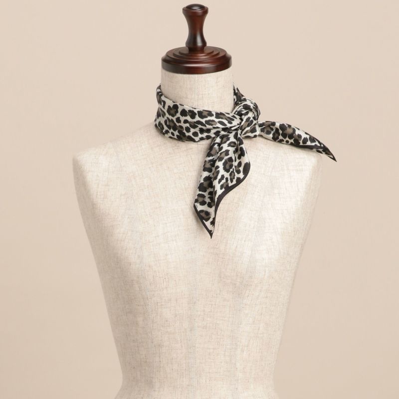 レオパードスカーフ＜グレー＞　シルク100%　日本製