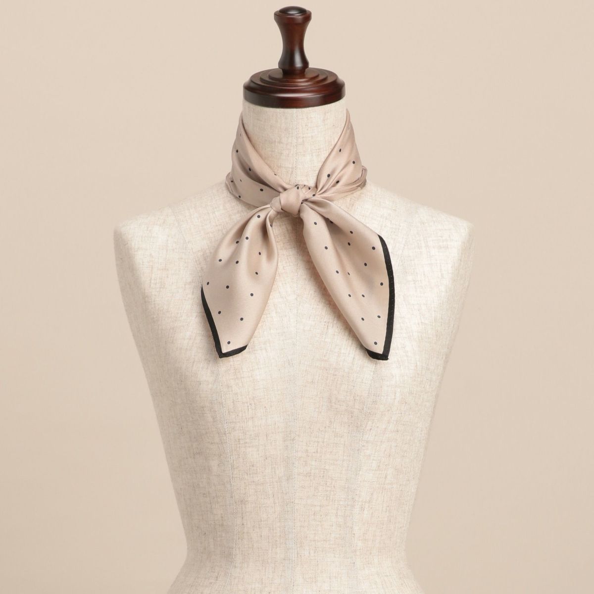 ピンドットスカーフ＜モカ＞　シルク100%　日本製