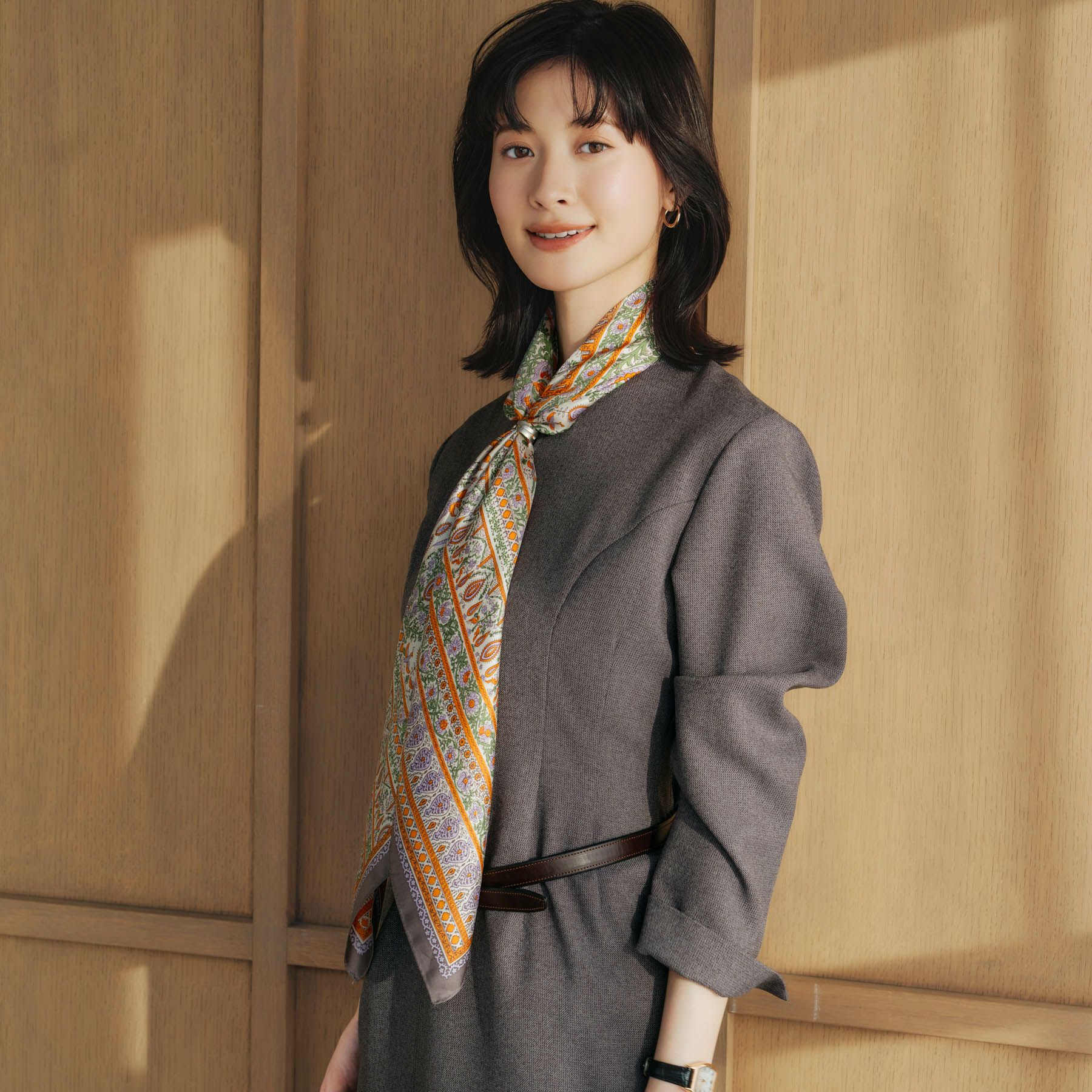 レトロ柄スカーフ