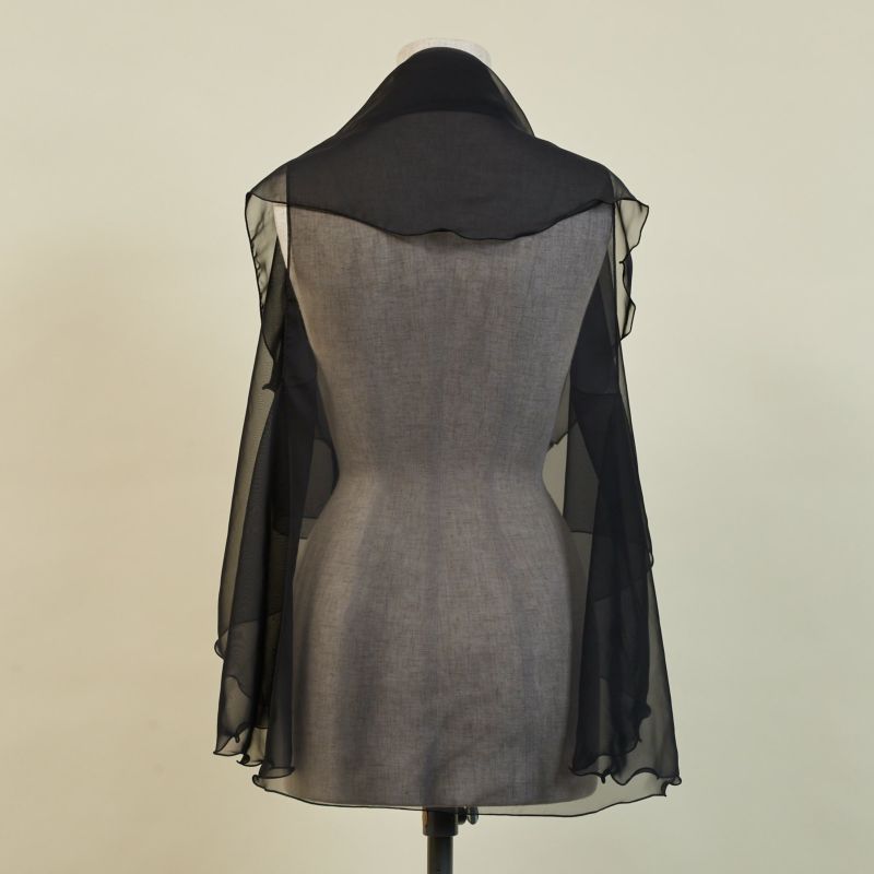 日本製　シフォンケープのブラック