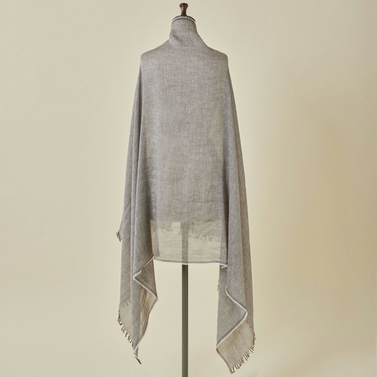 イタリア製　大判リネンコットンストールのブラウン