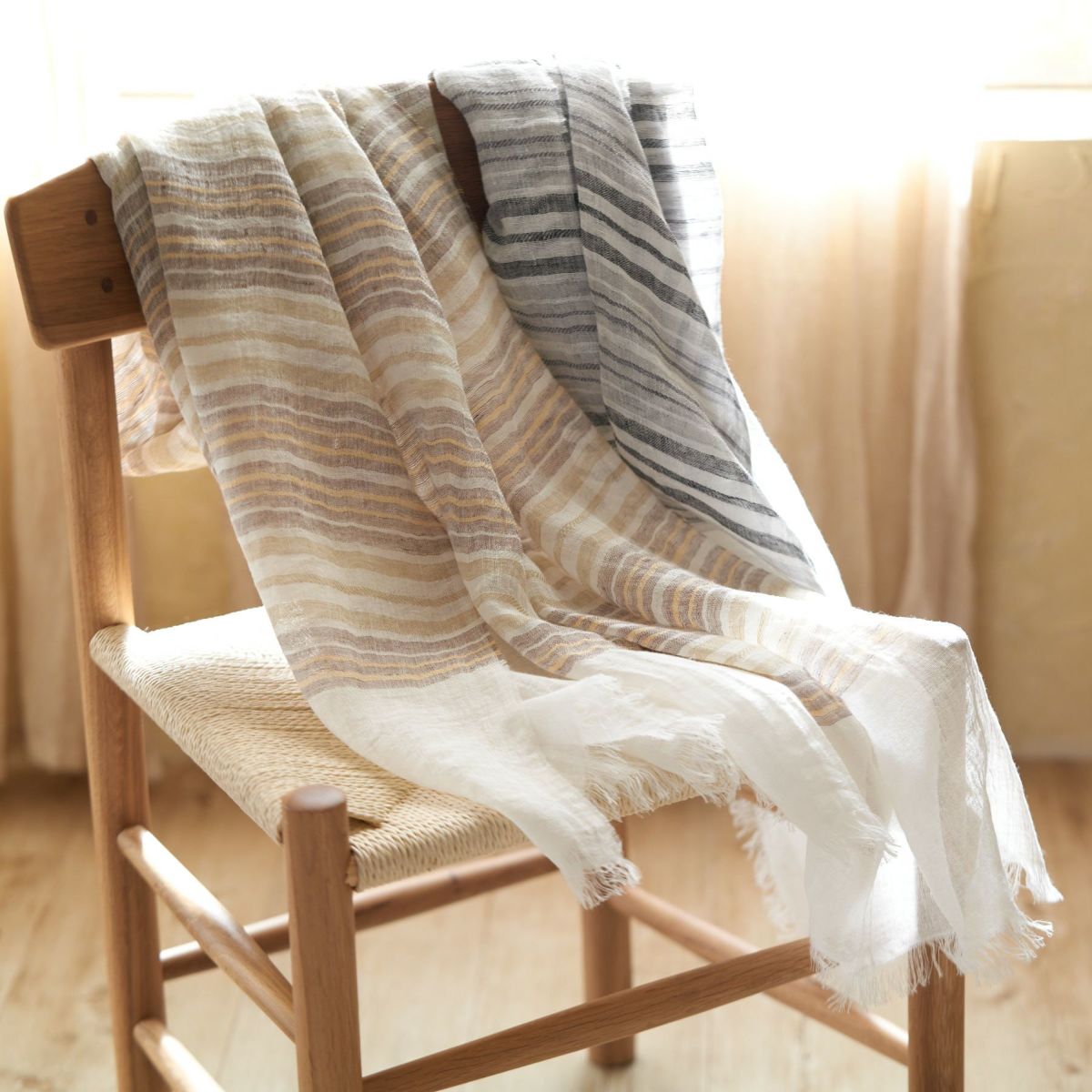 大判リネンボーダーストール