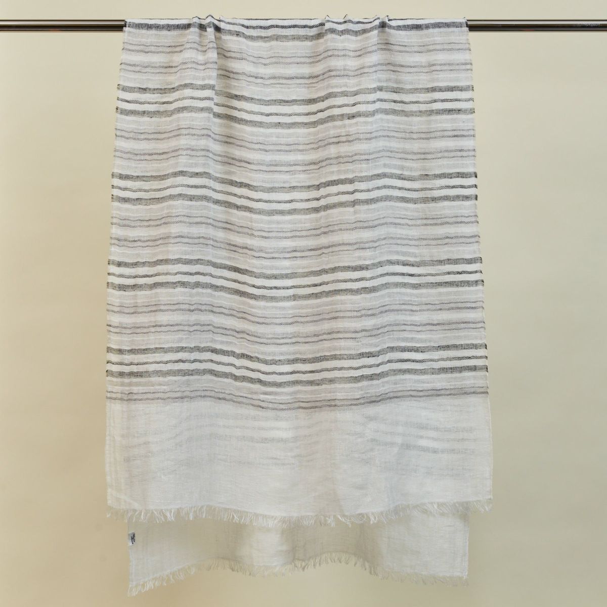 大判リネンボーダーストール