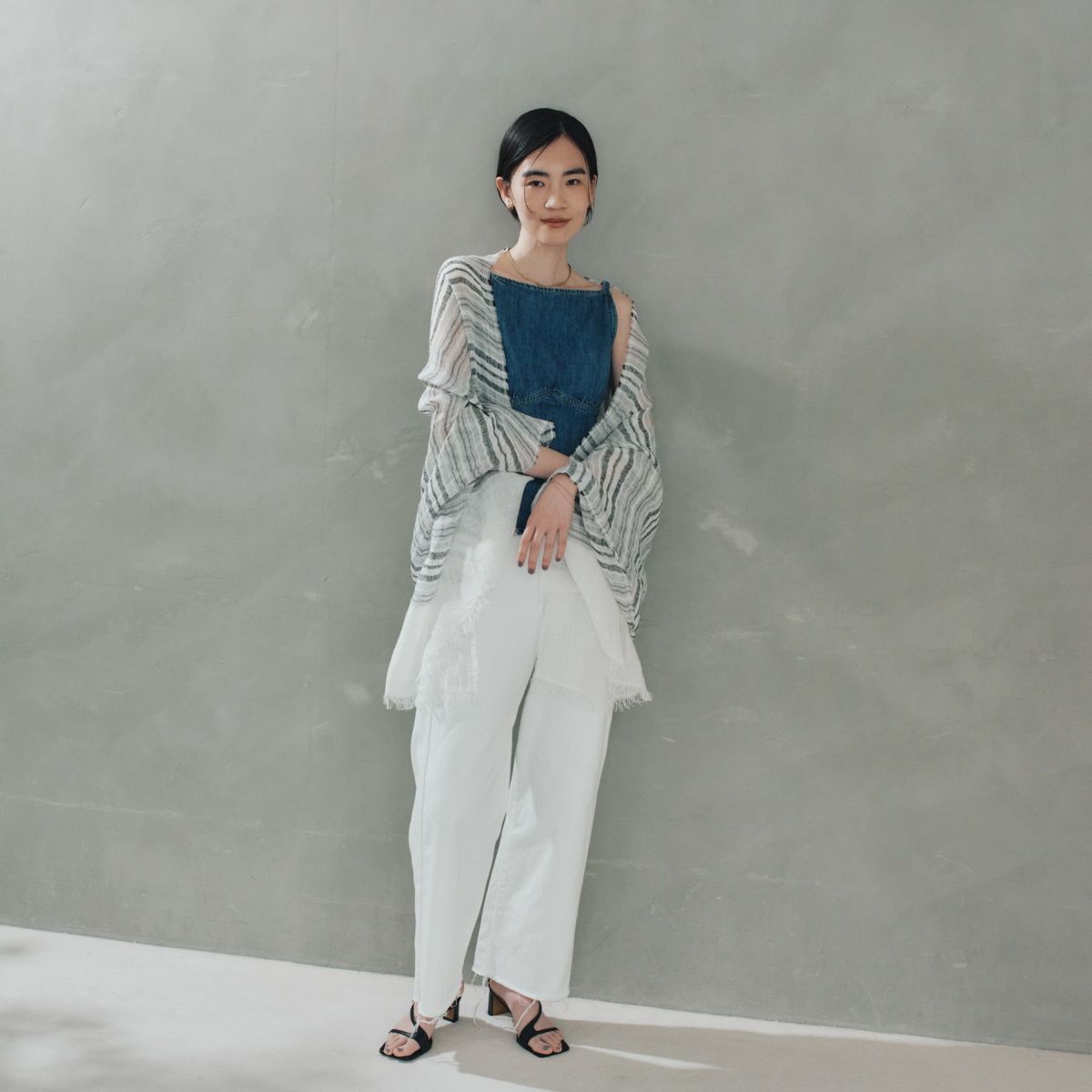 大判リネンボーダーストール