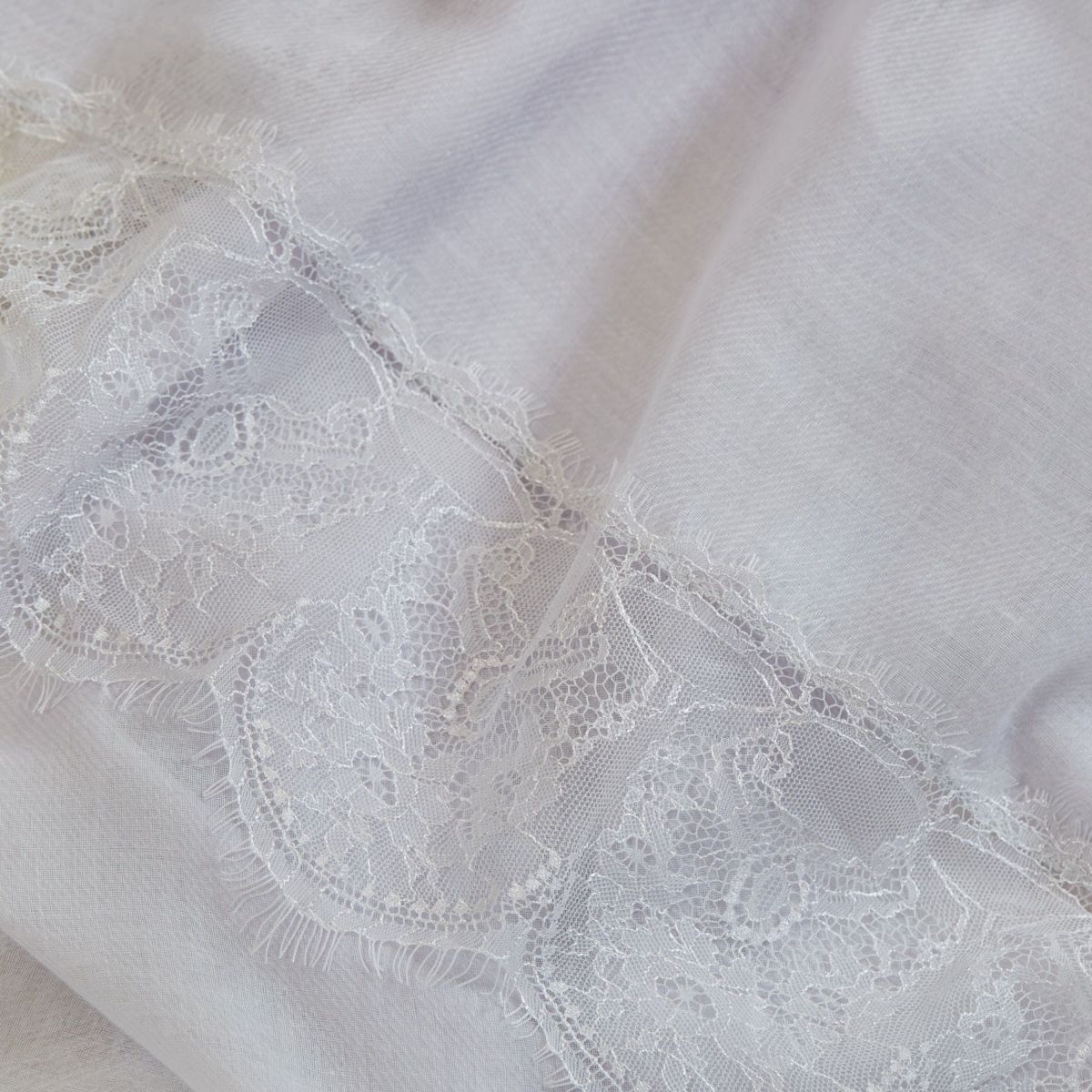 レースストール＜シルバー＞