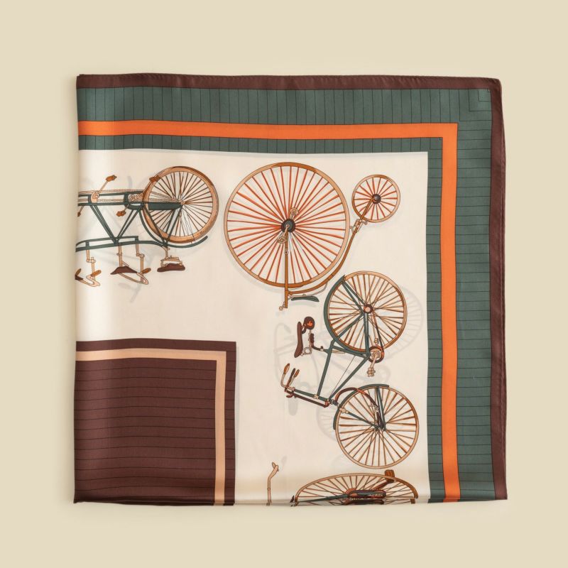 自転車柄スカーフ＜ブラウン＞　シルク100%　日本製