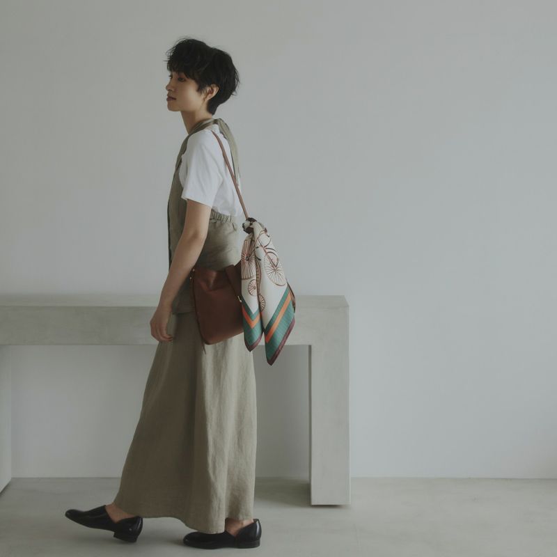 自転車柄スカーフ＜ブラウン＞　シルク100%　日本製