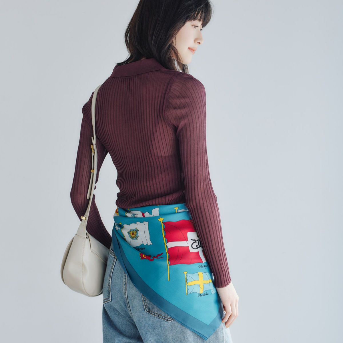 旗柄スカーフ＜グリーン＞　シルク100%　日本製