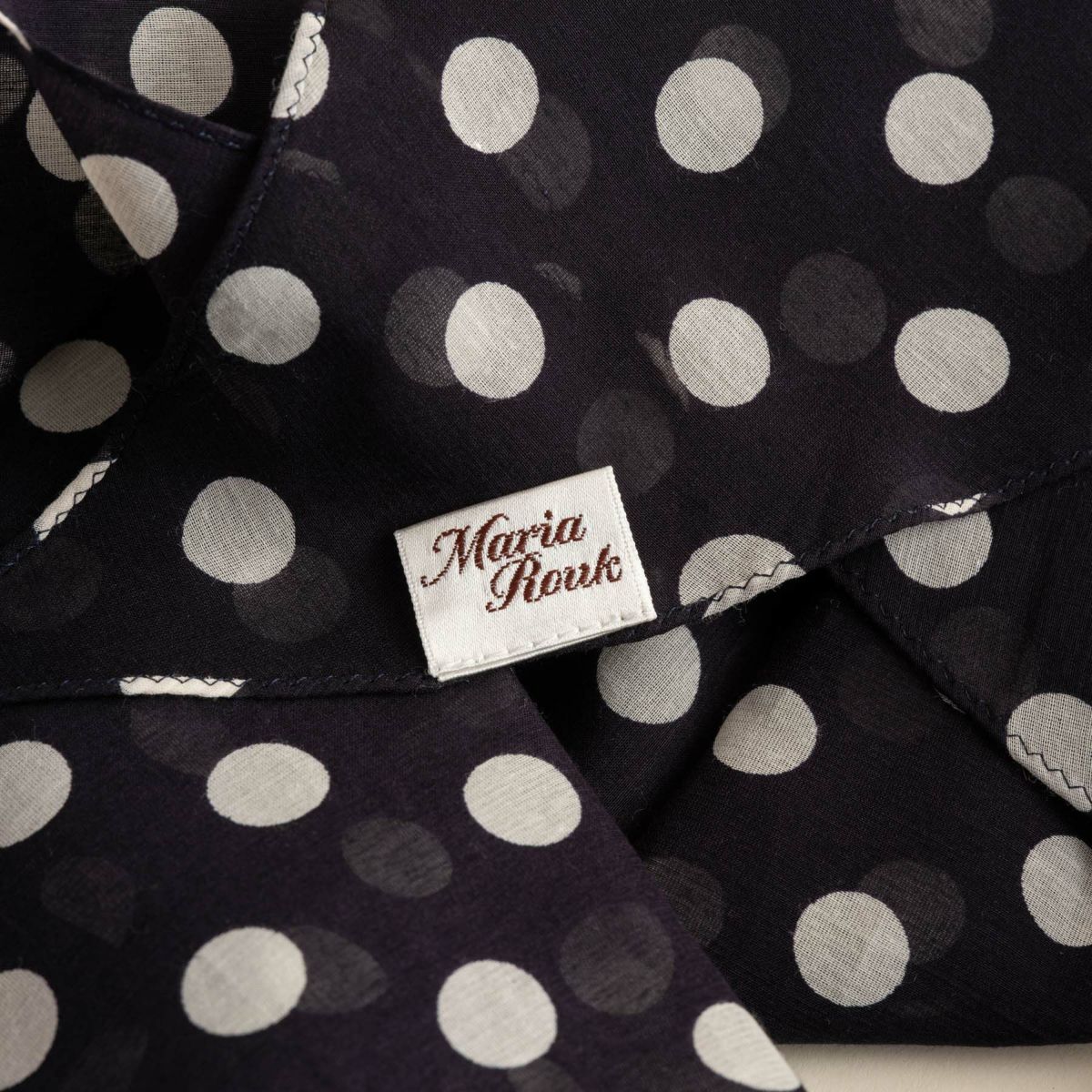 ドット剣先コットンリネンスカーフ＜ネイビー＞