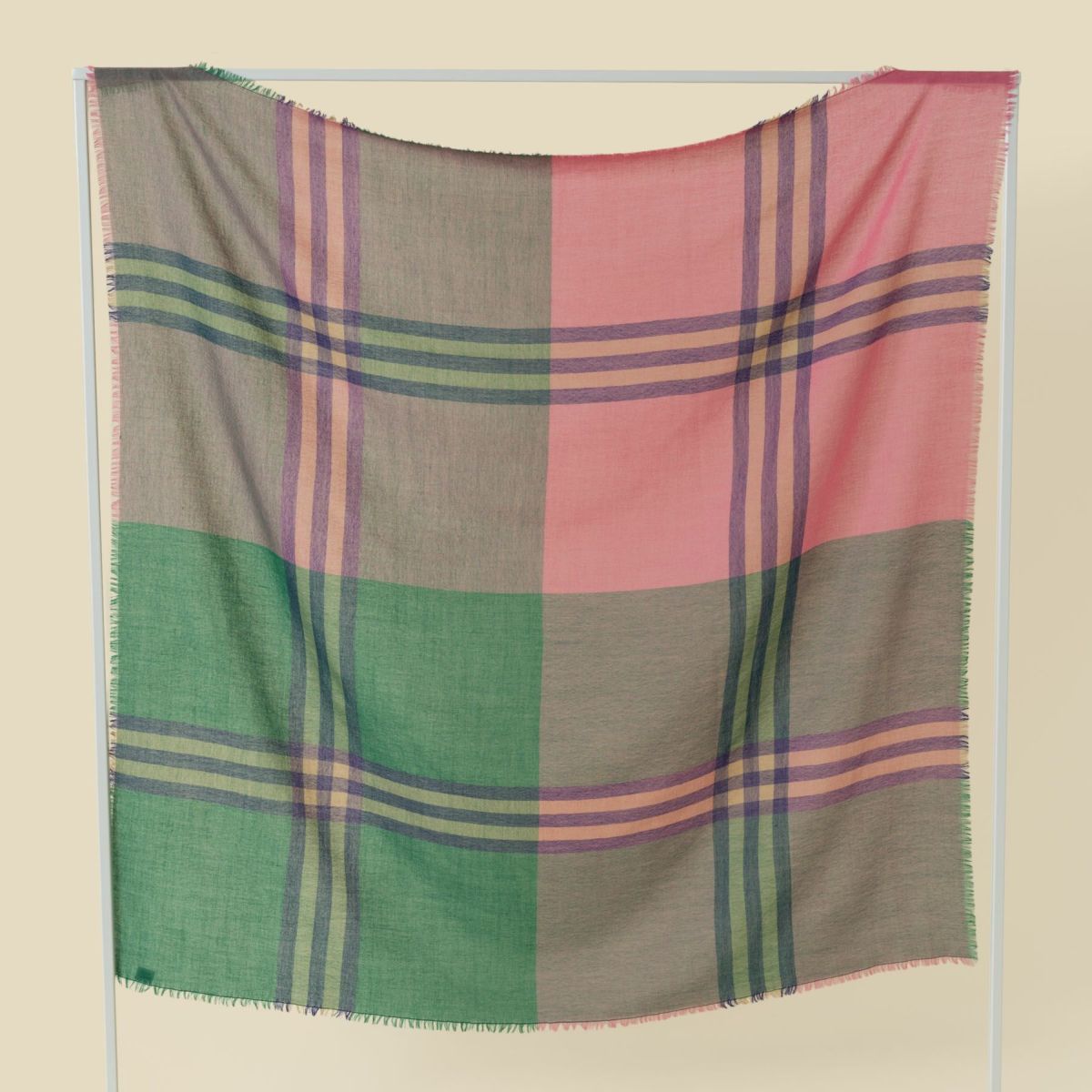 カシミヤブレンドスクエア大判チェックストール 日本製＜モスグリーン＞