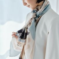  ロートレックペイントスカーフ＜サックスブルー＞