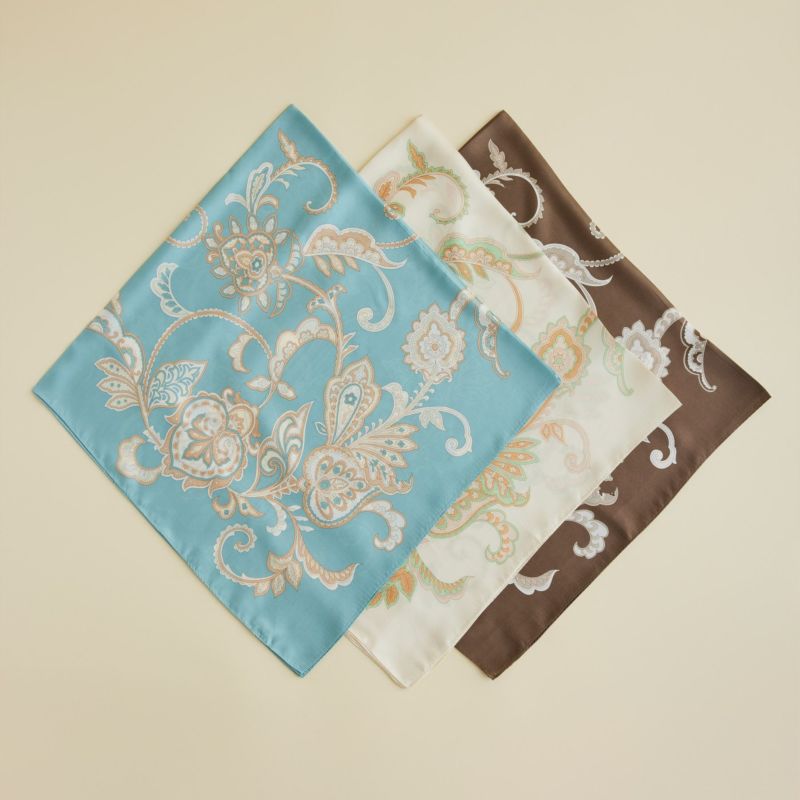 ペルシャ柄スカーフ シルク100%　日本製