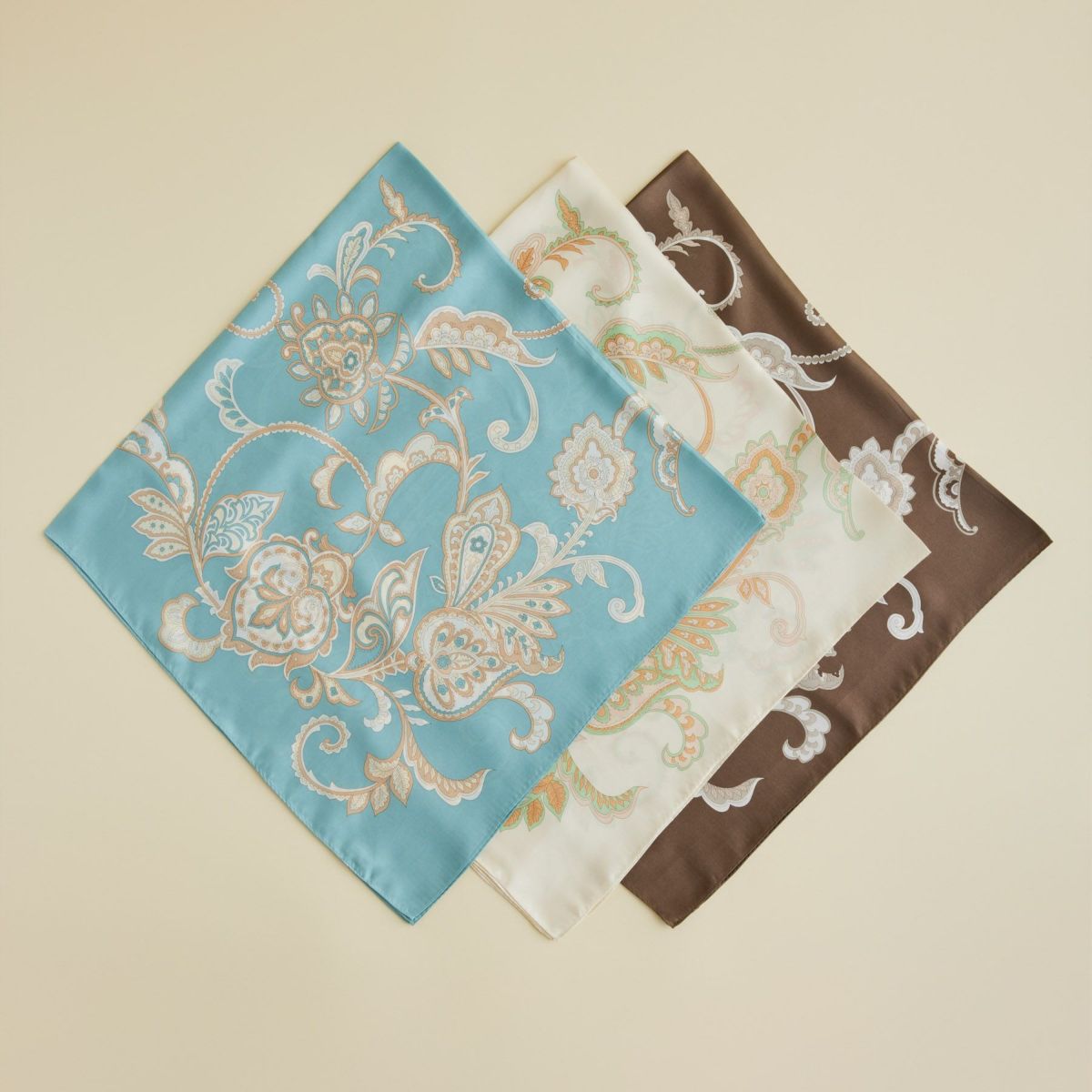 ペルシャ柄スカーフ シルク100%　日本製