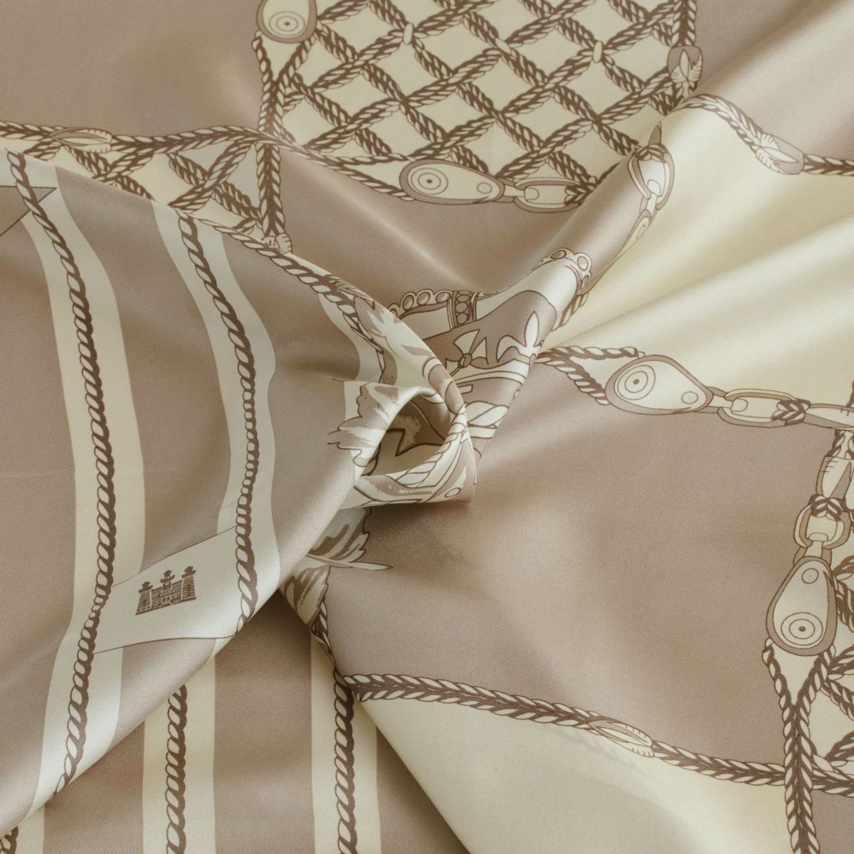 ロープマリンスカーフ＜グレージュ＞　シルク100%　日本製