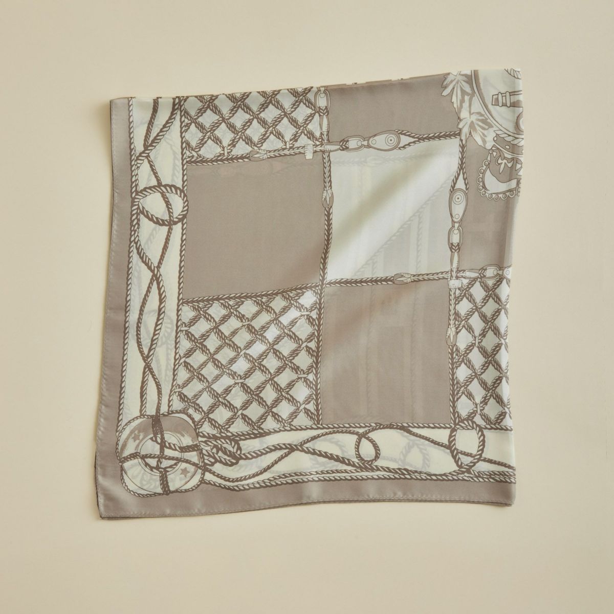 ロープマリンスカーフ＜グレージュ＞　シルク100%　日本製