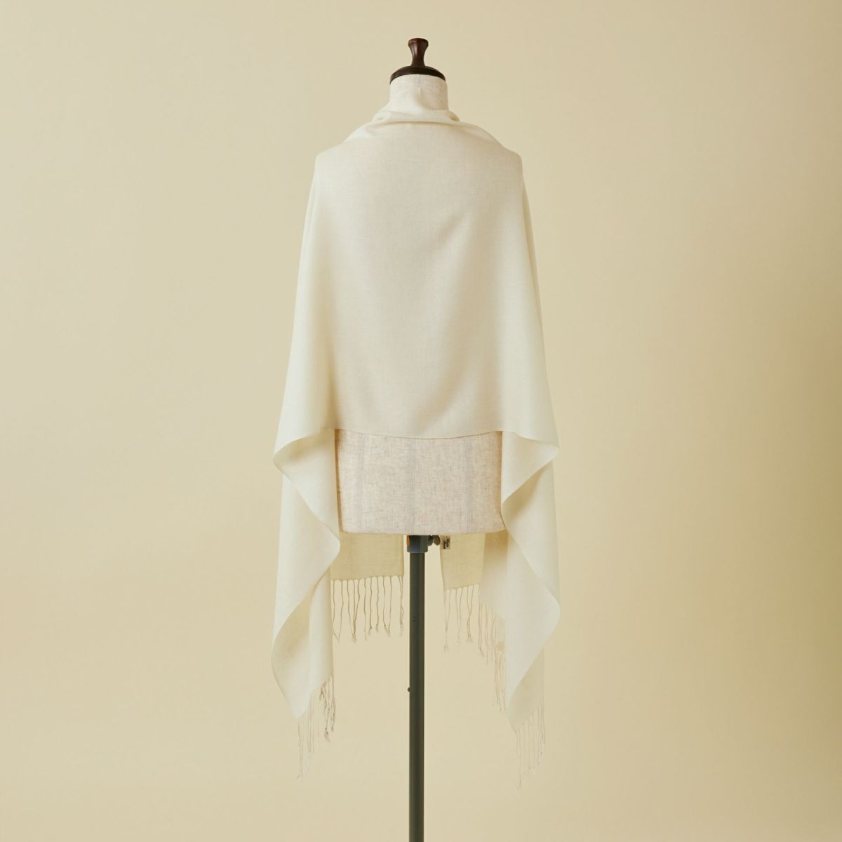 シルクカシミヤストール＜ホワイト＞