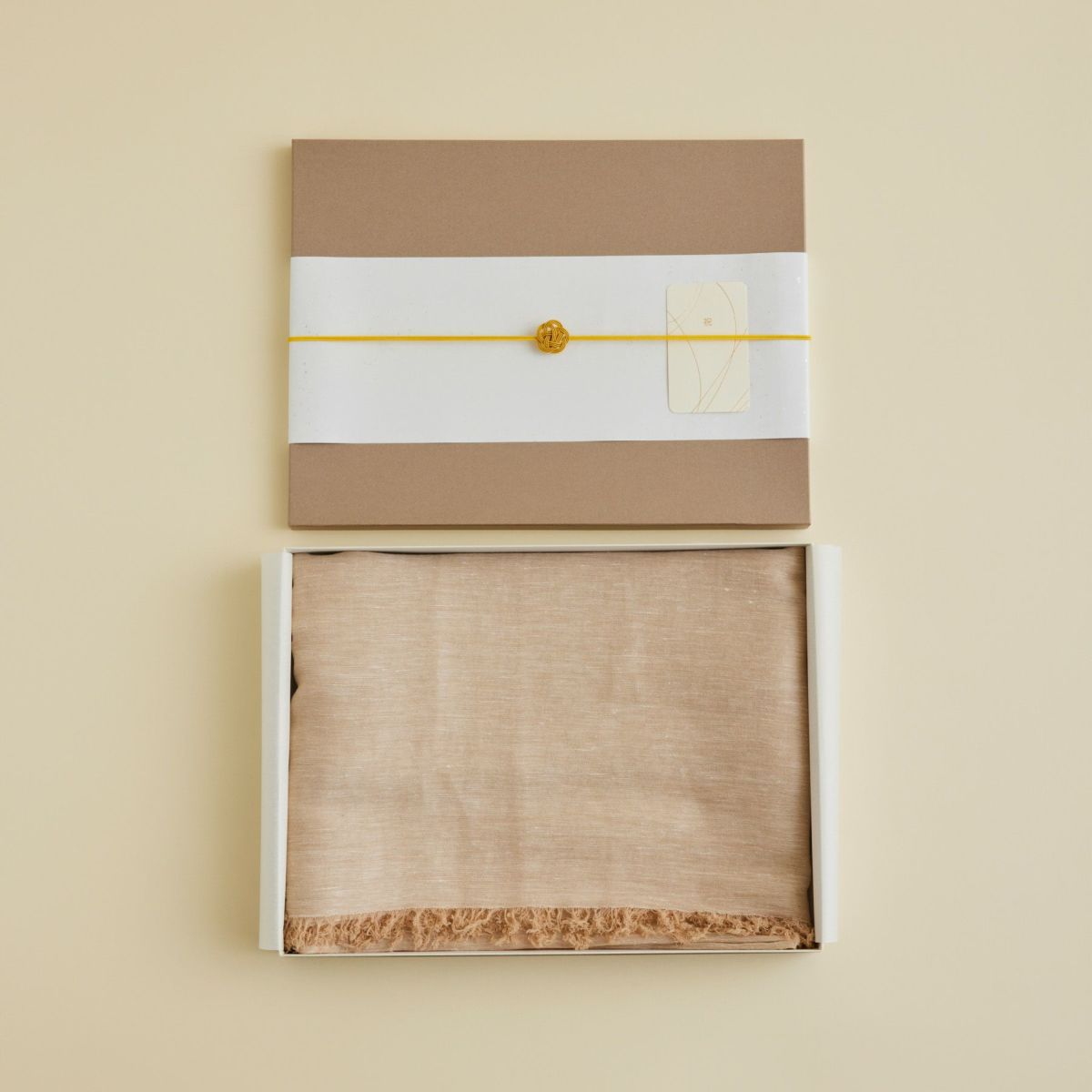 【長寿祝いセット】大判リネンコットンストール＜ベージュ＞ イタリア製