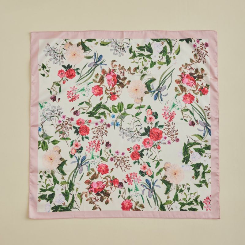 小花柄ウォッシャブルスカーフ＜ピンク＞　イタリア製