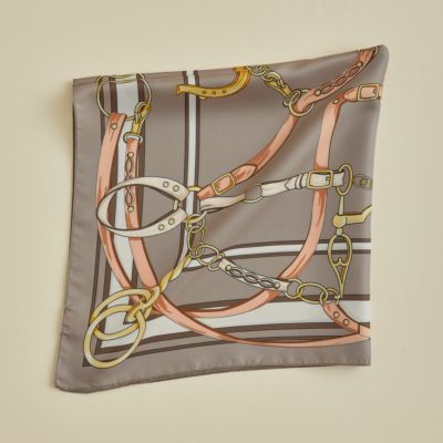 ベルト柄ウォッシャブルスカーフ＜ベージュ＞　イタリア製