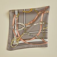 ベルト柄ウォッシャブルスカーフ＜ベージュ＞　イタリア製