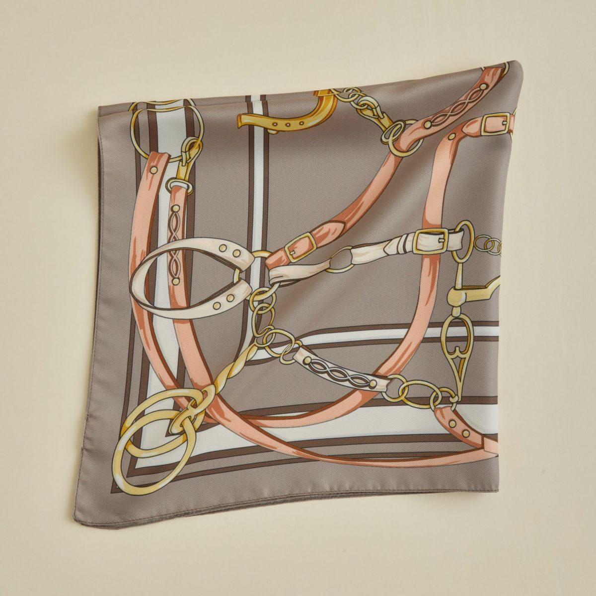 ベルト柄ウォッシャブルスカーフ＜ベージュ＞　イタリア製