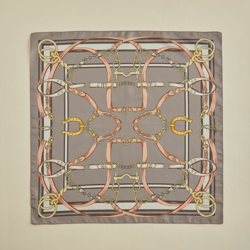 ベルト柄ウォッシャブルスカーフ＜ベージュ＞　イタリア製