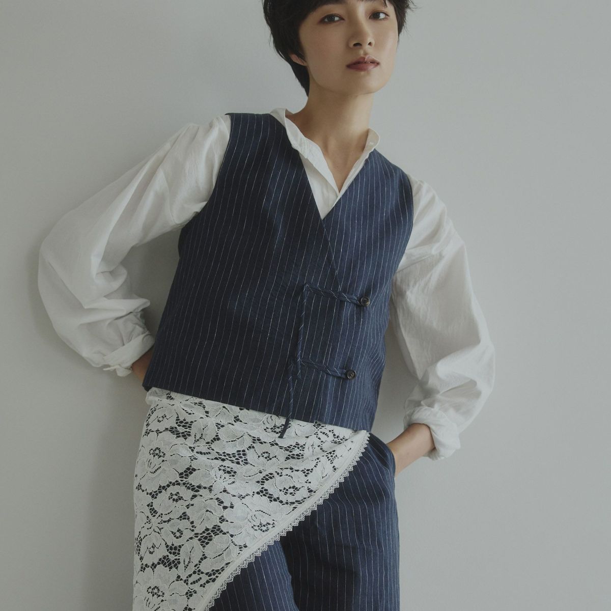  フラワーレース三角スカーフ