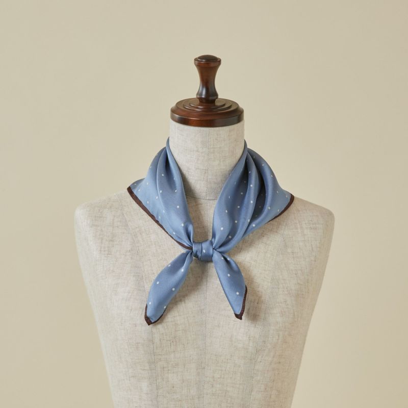 ピンドットスカーフ＜ブルー＞　シルク100%　日本製