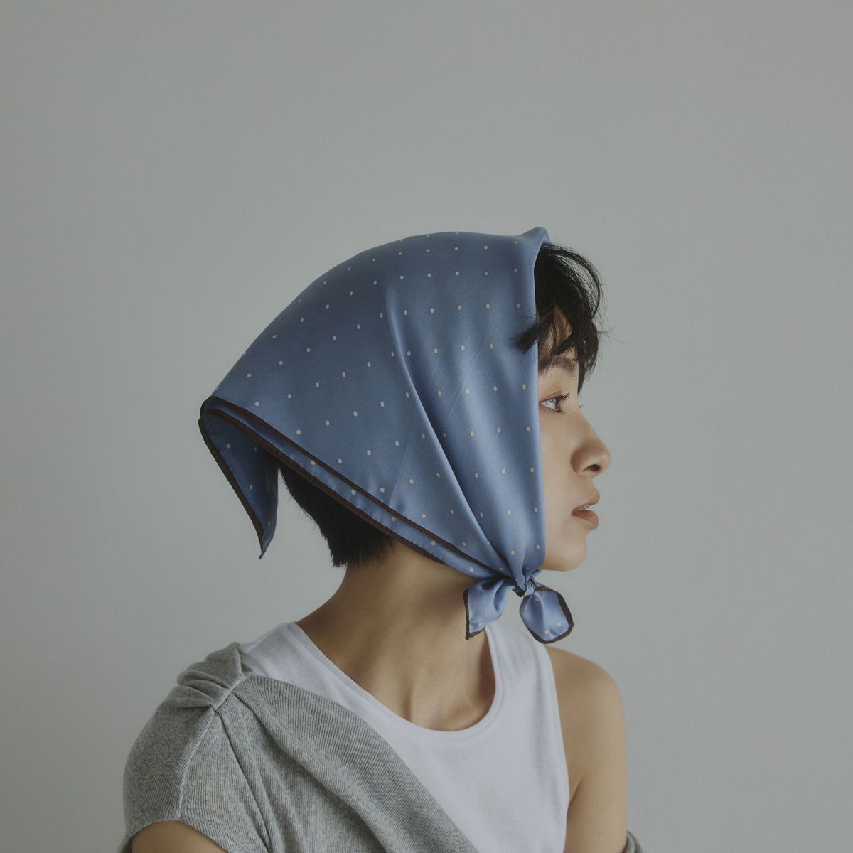 ピンドットスカーフ＜ブルー＞　シルク100%　日本製
