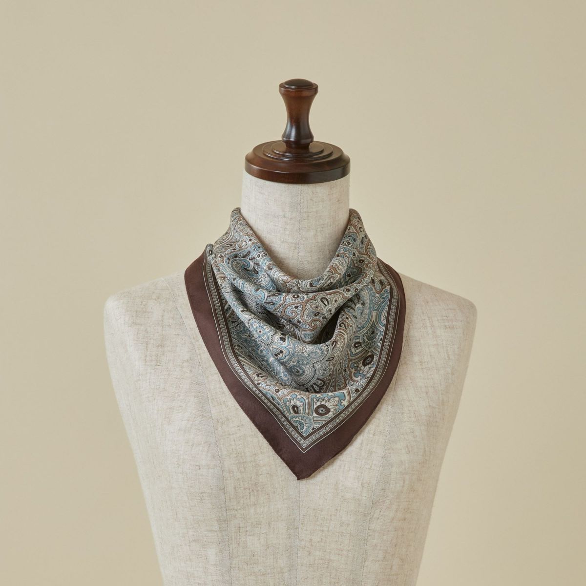  ペイズリースカーフ＜ブラウン＞　シルク100%　日本製