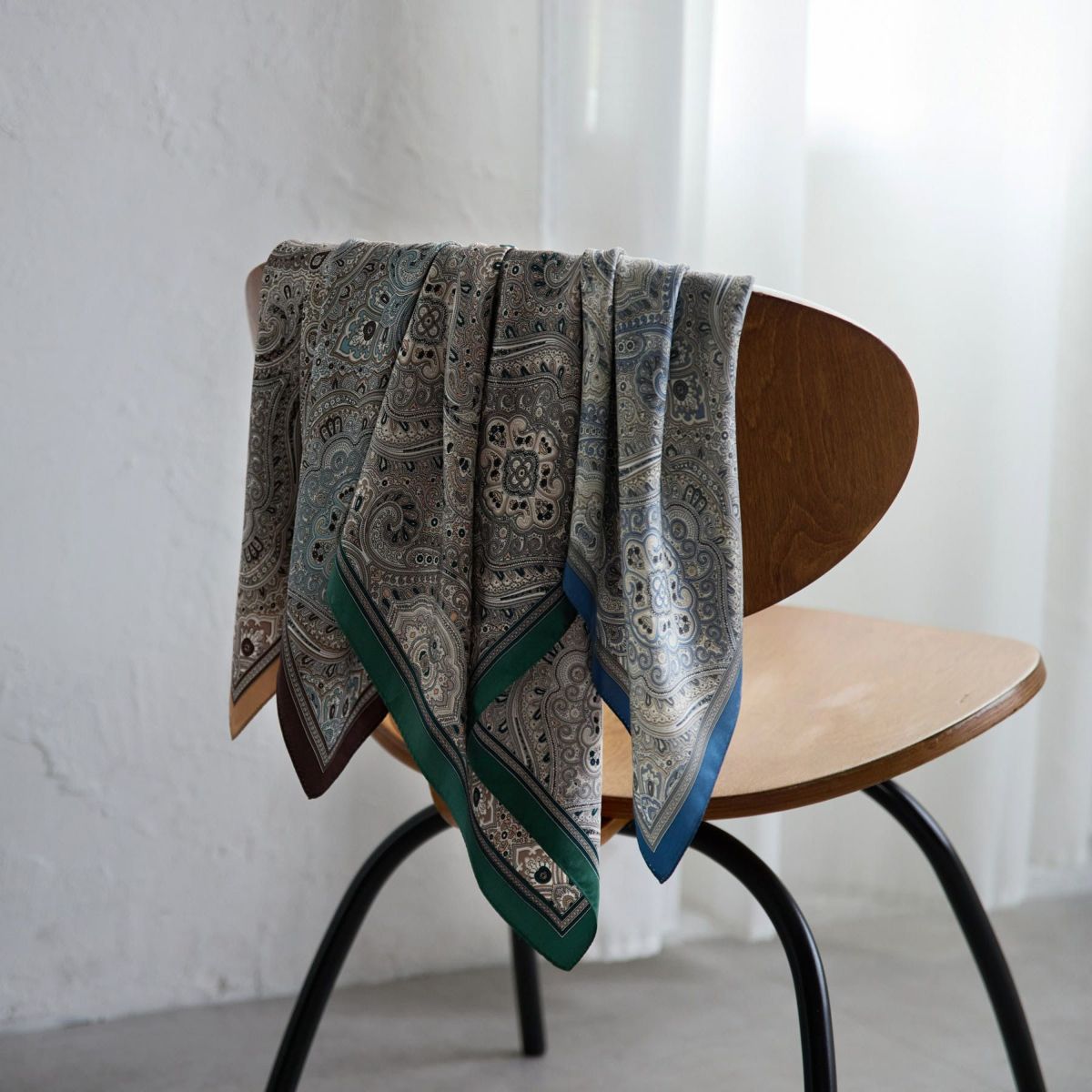 ペイズリースカーフ