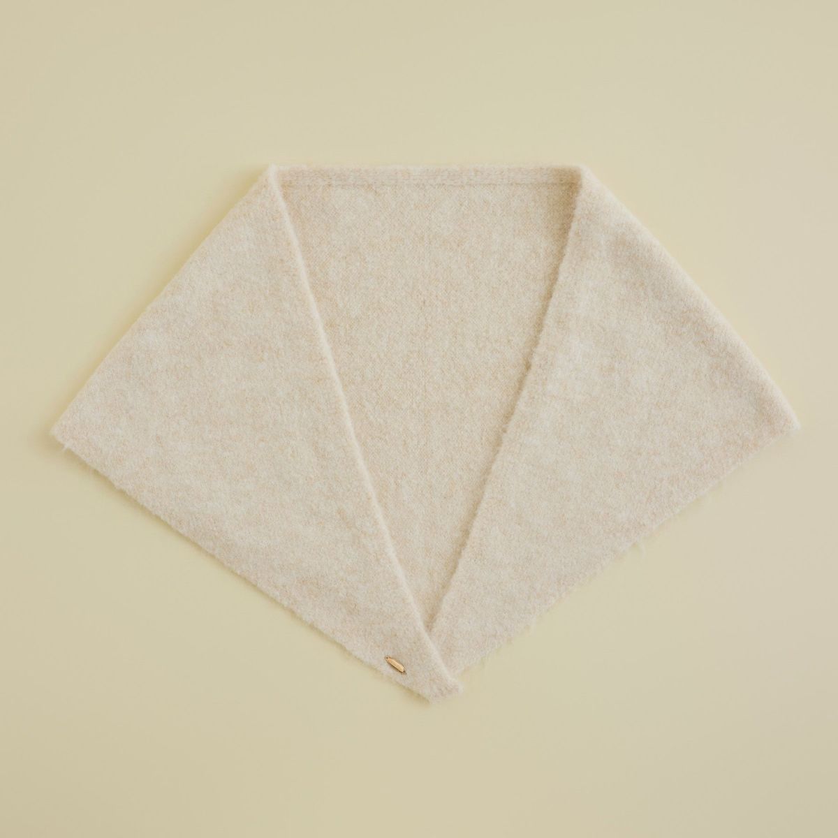 ウールブレンド三角ショール
