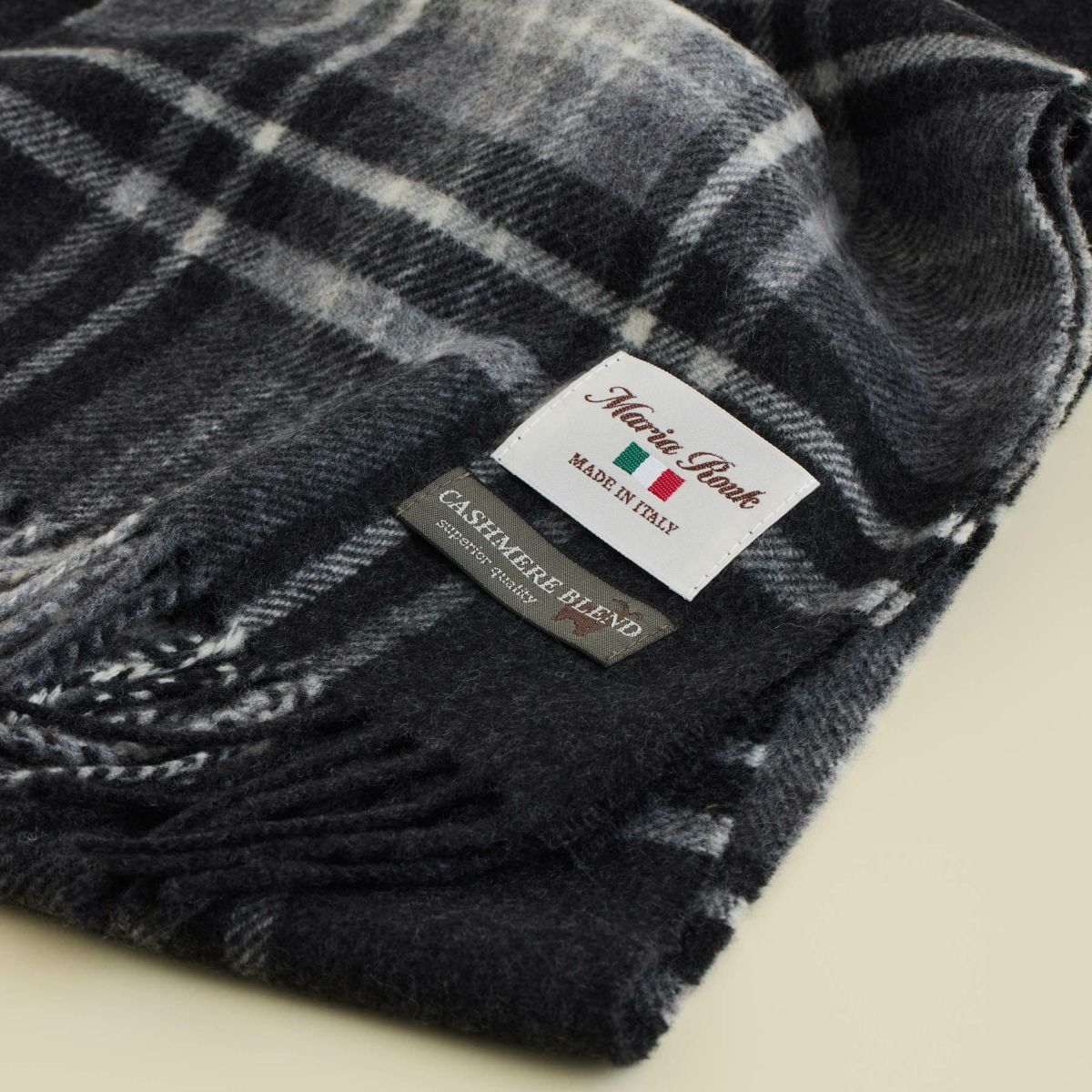 イタリア製カシミヤブレンドチェックマフラー
